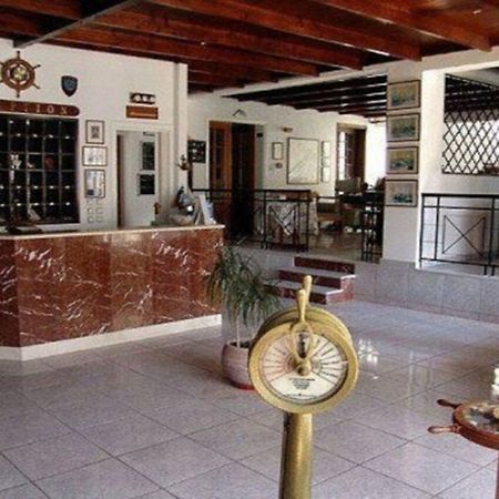 Christos Makrinos Rooms Adamantas  ภายนอก รูปภาพ